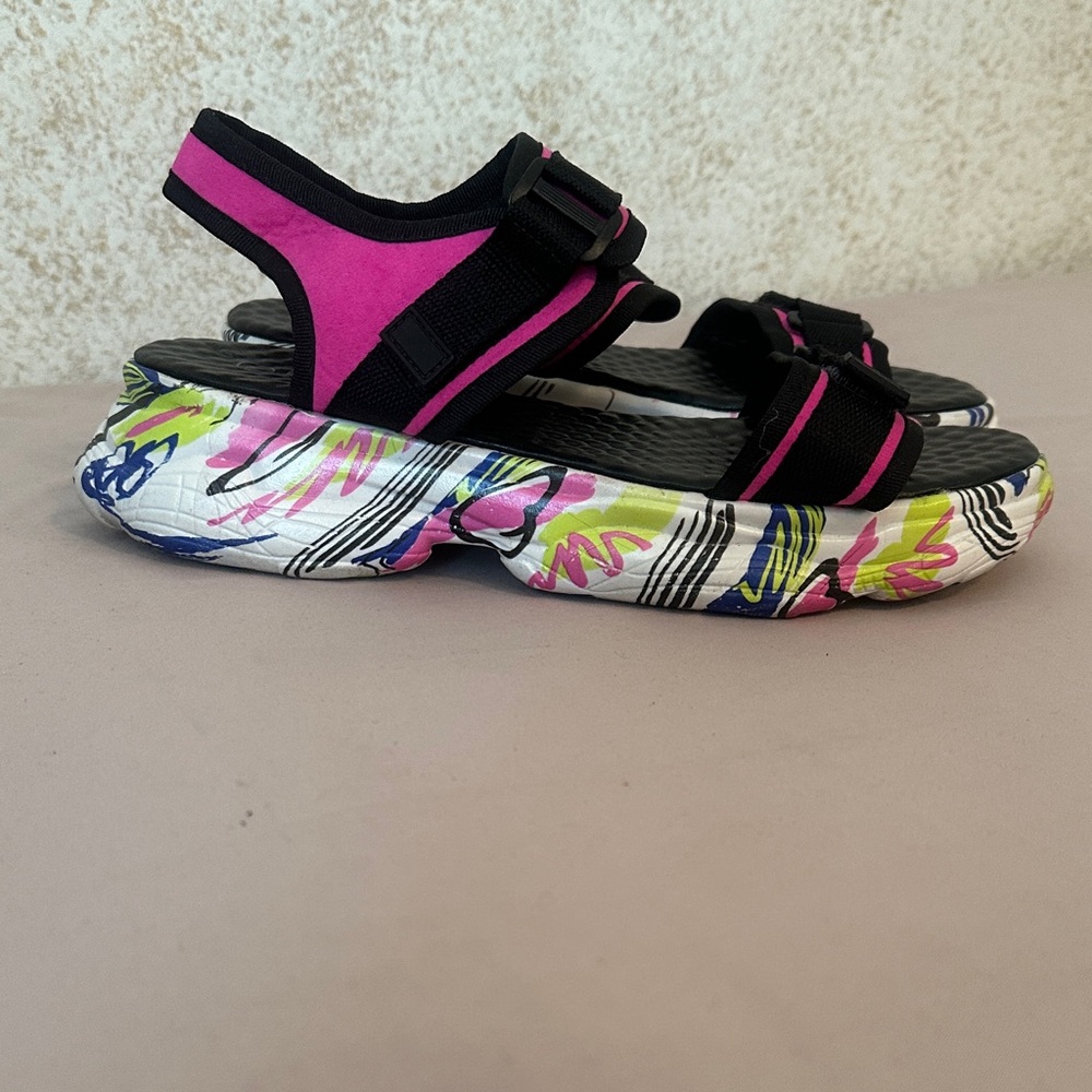 Rouge Helium Black Sandals with Pink Trim and Floral Sole - Picture 4 of 4